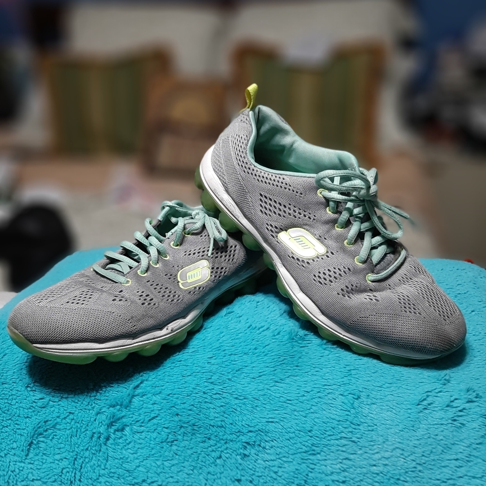 Skech-air shoes